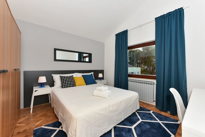 Mediterraneo Garden Apartments