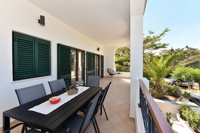 Mediterraneo Garden Apartments