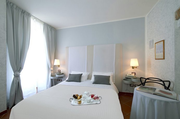 De La Pace Sure Hotel Collection by Best Western