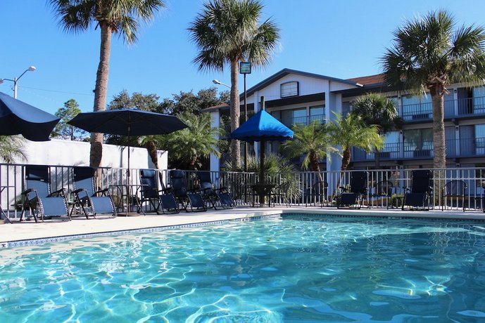 Baymont by Wyndham Kissimmee Kissimmee United States thumbnail
