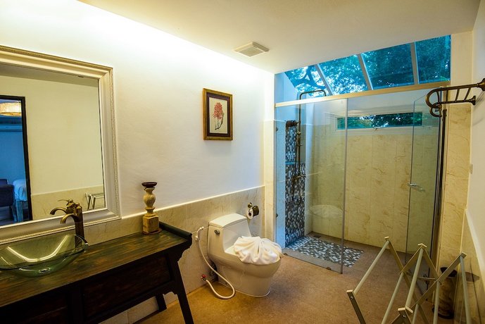 E-outfitting Boutique Chiang Mai