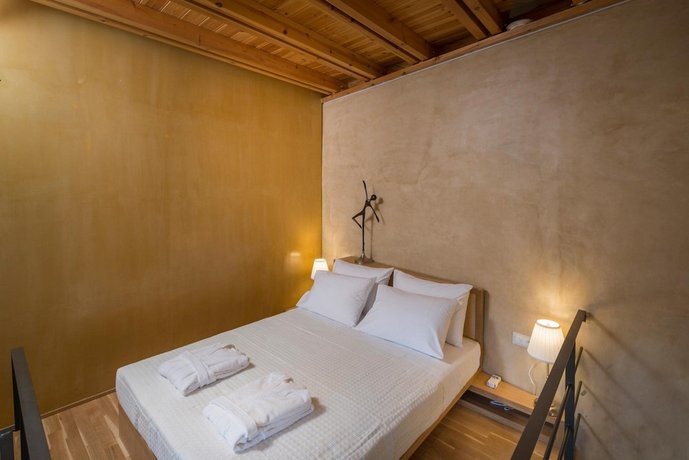Neoria Houses