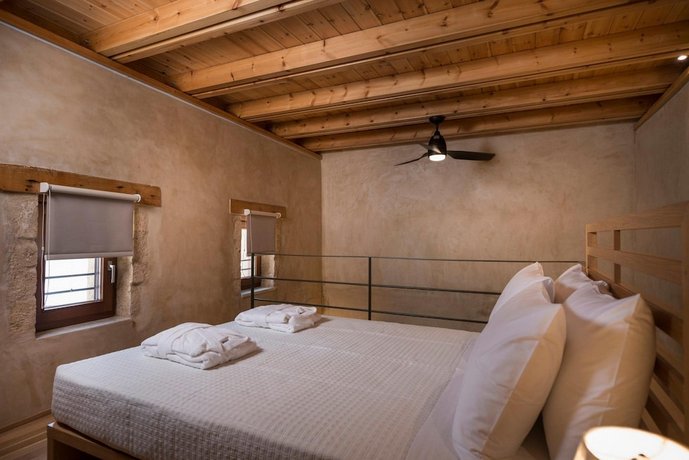 Neoria Houses