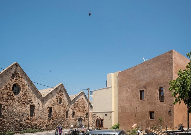Neoria Houses