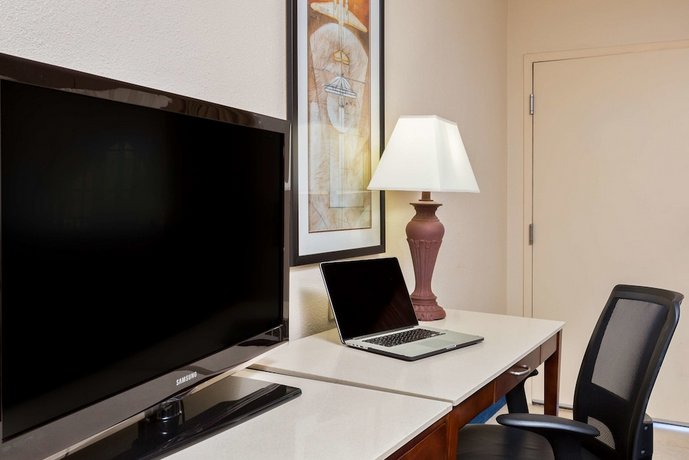 Best Western San Diego Miramar Hotel