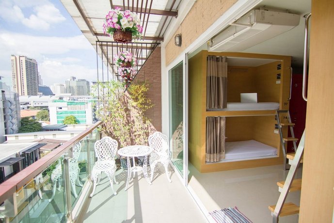 D-Box Hostel