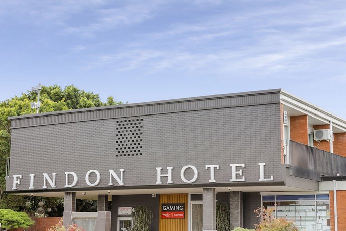 Photo: Nightcap at the Findon Hotel Photo: Nightcap at the Findon Hotel