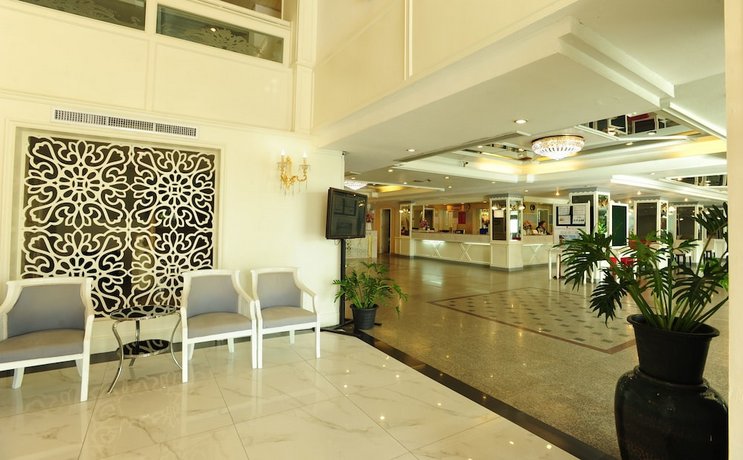 Aunchaleena Bangkok