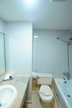 Aunchaleena Bangkok