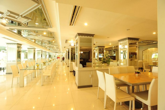 Aunchaleena Bangkok