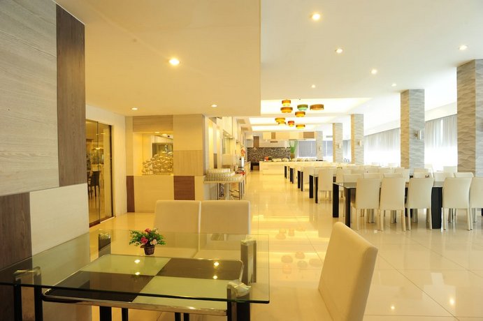 Aunchaleena Bangkok