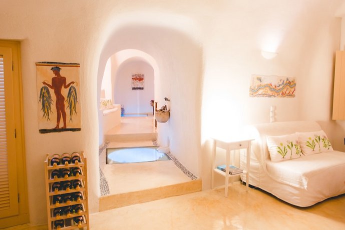 Flora's House & Cave Winery