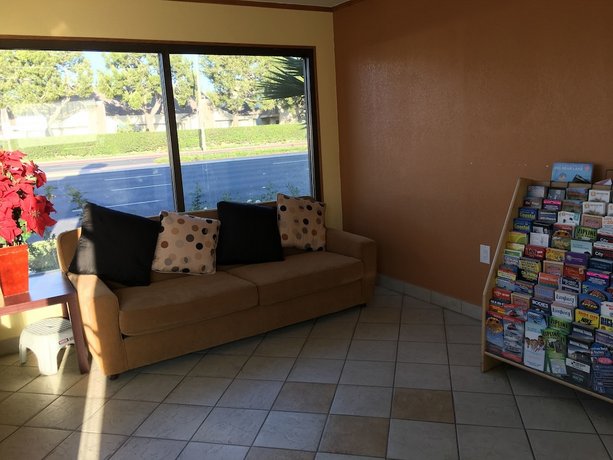 Anaheim Lodge