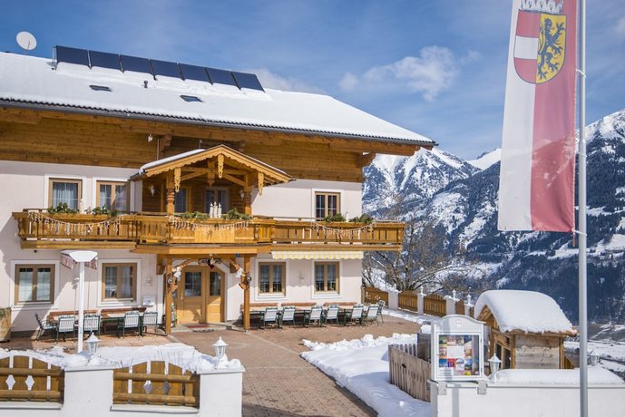Alpenpension Lackenbauer Angertal Ski Resort Austria thumbnail