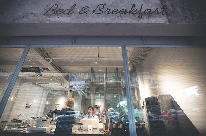2W Bed & Breakfast Bangkok