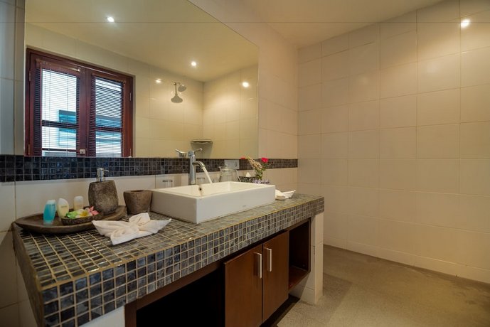 Arama Riverside