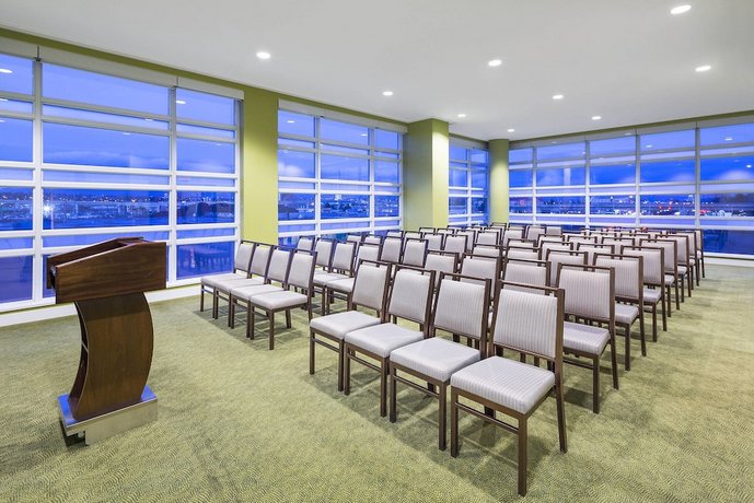 The Westin Wall Centre Vancouver Airport