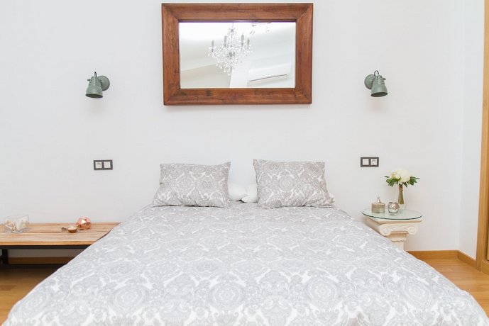 Charming Studio Refino