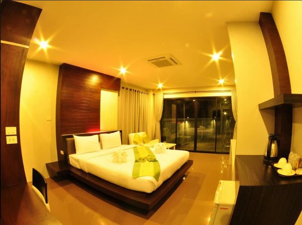 Phi Phi Ton Sai Place