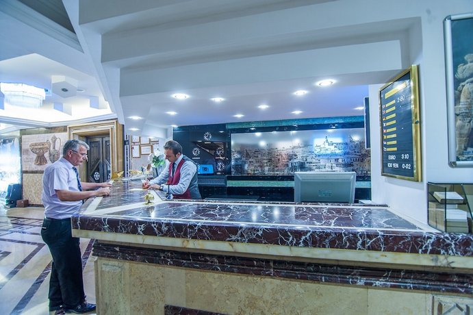 Dundar Hotel