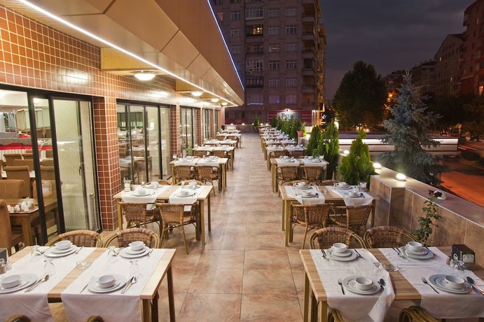 Dundar Hotel