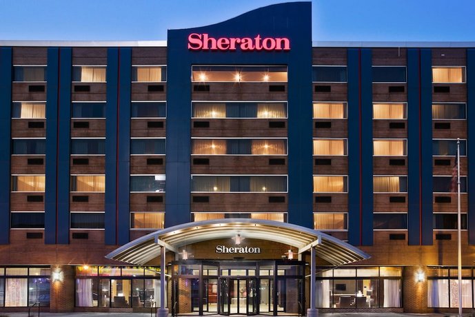 Sheraton Niagara Falls