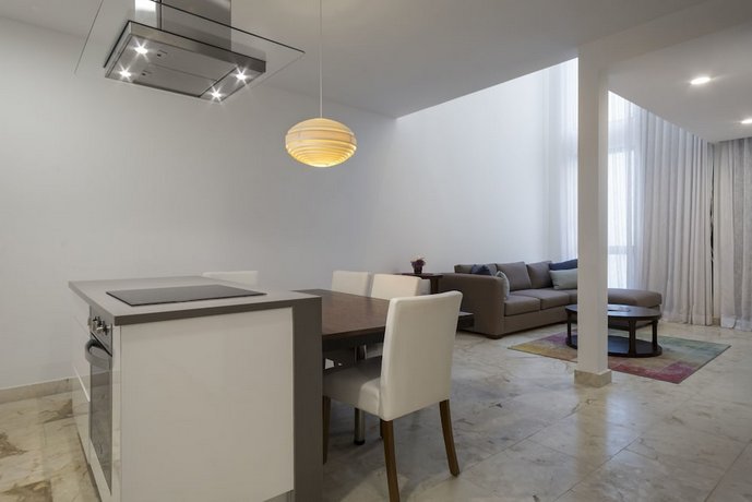 Anah Suites