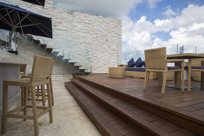 Anah Suites