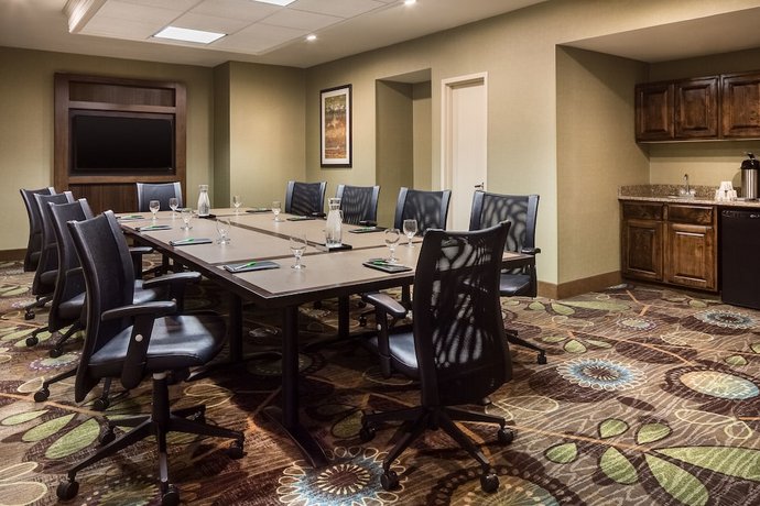 Holiday Inn Hotel & Suites Overland Park-West