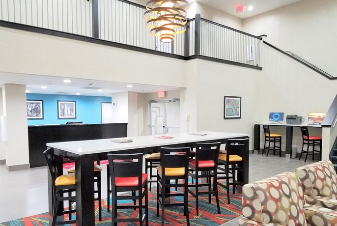 Hawthorn Suites Irving Dfw South Compare Deals - 