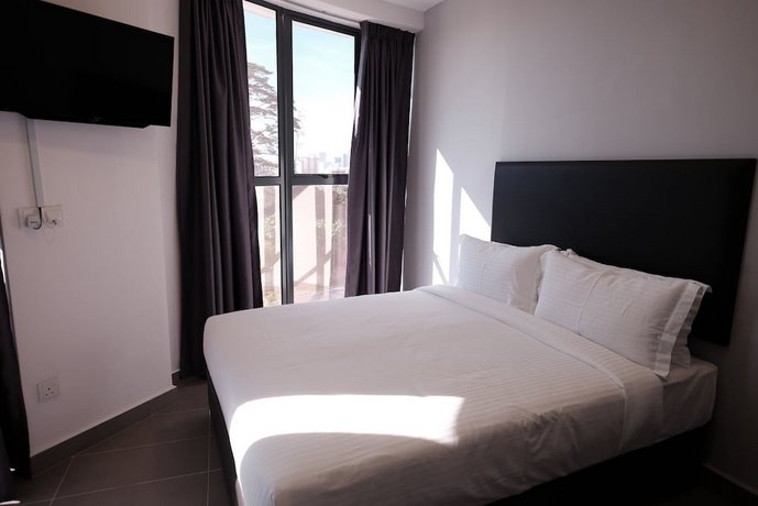 B Lot Hotel