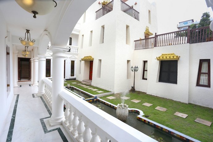 Baber Mahal Vilas