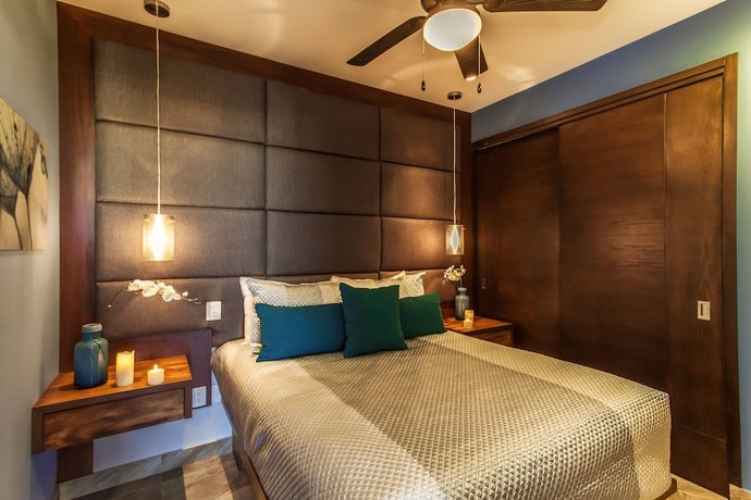 Pinnacle Resorts 220