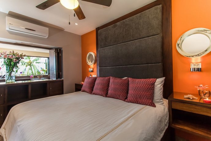 Pinnacle Resorts 220