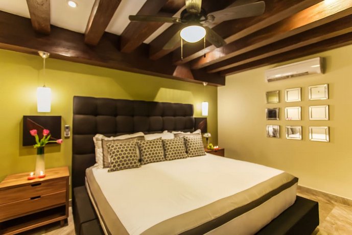 Pinnacle Resorts 220
