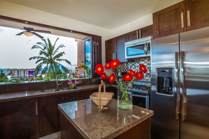 Pinnacle Resorts 220