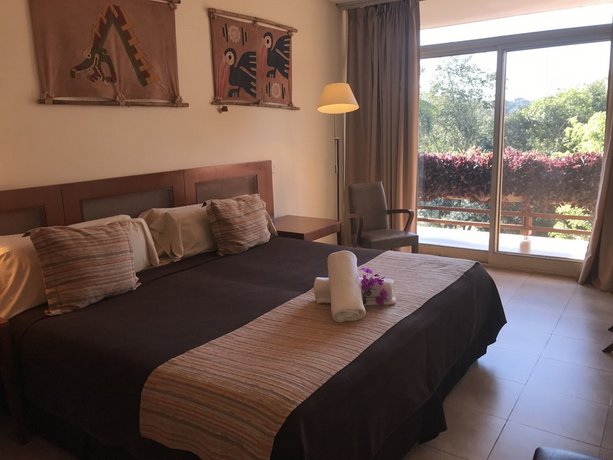 Hotel Raices Esturion
