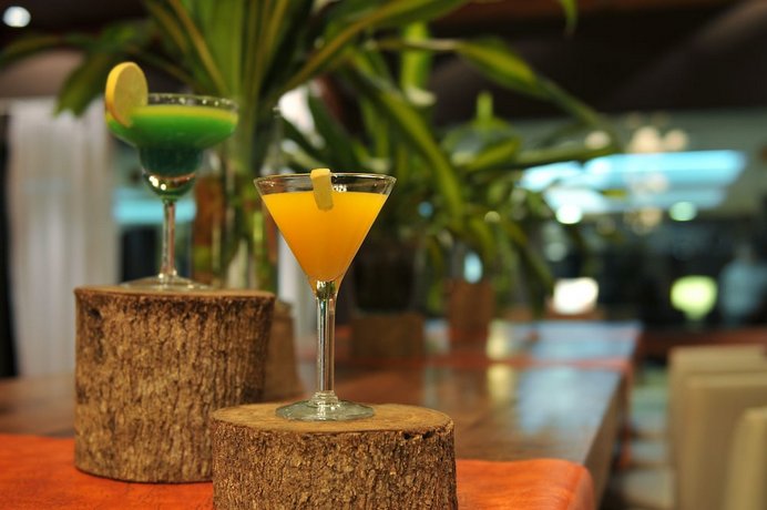 Hotel Raices Esturion