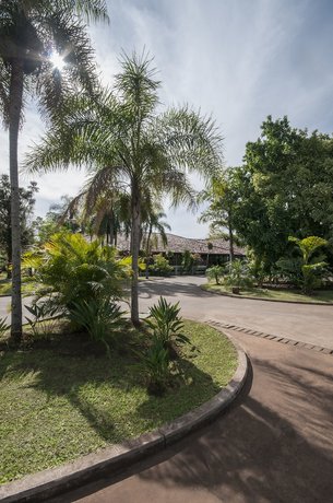 Hotel Raices Esturion