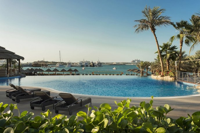 Le Meridien Mina Seyahi Beach Resort & Marina