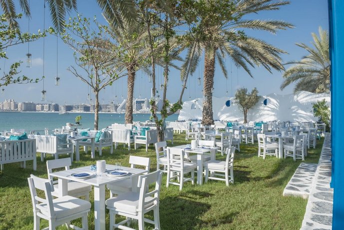 Le Meridien Mina Seyahi Beach Resort & Marina