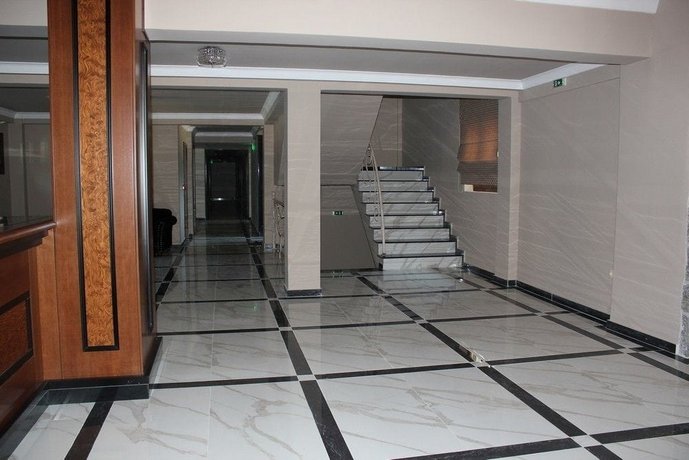 Grand Meteora Hotel