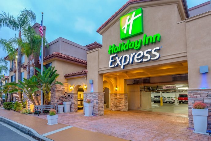 Holiday Inn Express San Diego - Sea World Area