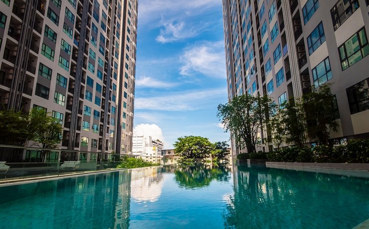 Central Pattaya Residence-The Base Condo