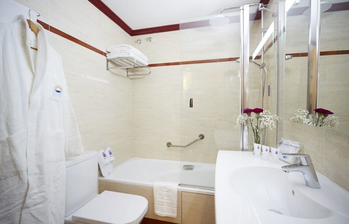 Invisa Hotel La Cala- Adults Only