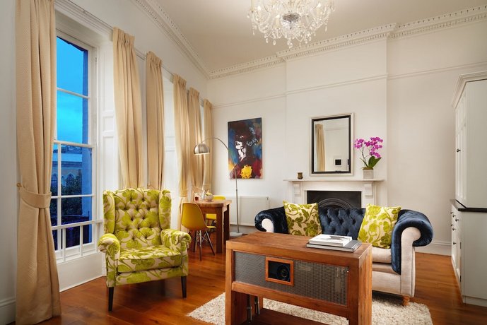Berkeley Suites