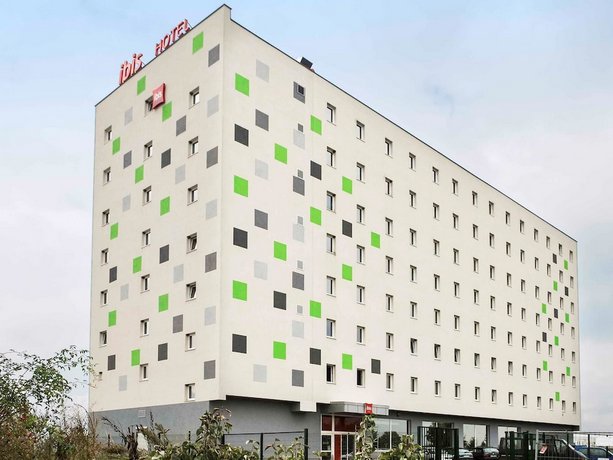 Ibis Sofia Airport Hotel - Park & Fly