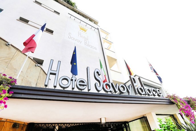 Hotel Savoy Palace Giardino Botanico Fondazione Andre Heller Italy thumbnail