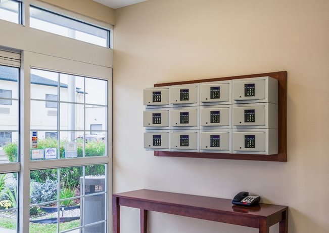 Candlewood Suites Houston I-10 East