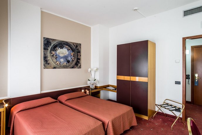 Hotel Mirage Florence